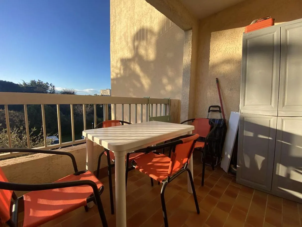 Studio Cabine Avec Balcon, Piscine Et Parking - Sainte Maxime - Fr-1-226-509 location
