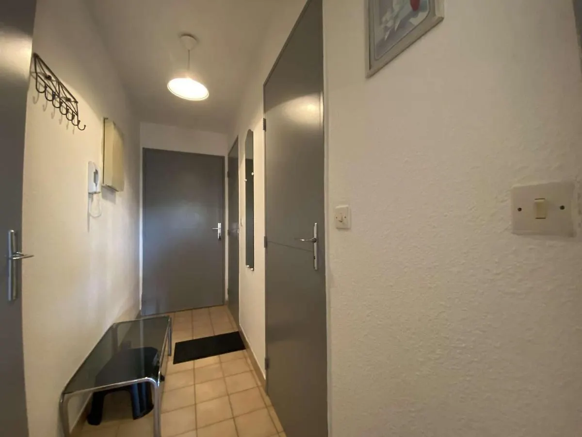 Studio Cabine Avec Balcon, Piscine Et Parking - Sainte Maxime - Fr-1-226-509 Apartment Sainte-Maxime