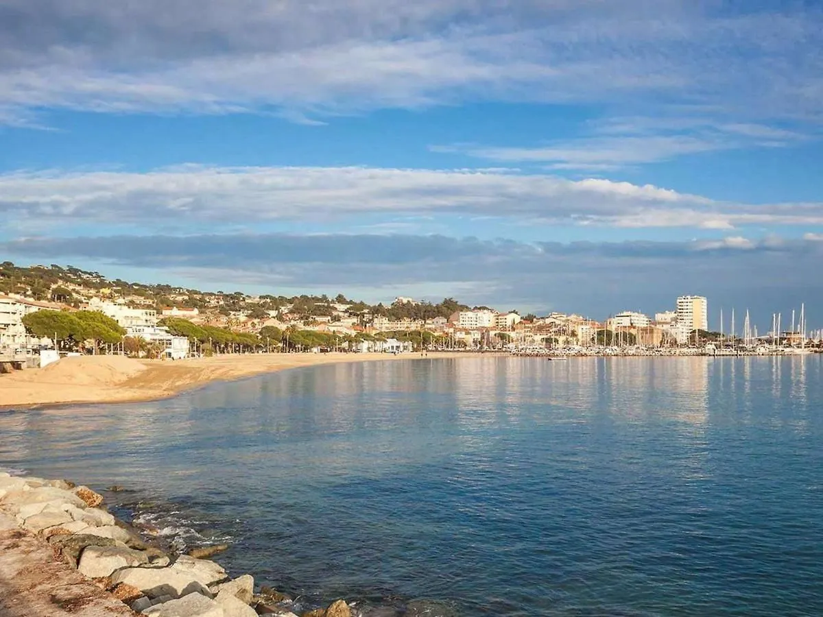 Studio Cabine Avec Balcon, Piscine Et Parking - Sainte Maxime - Fr-1-226-509 Sainte-Maxime